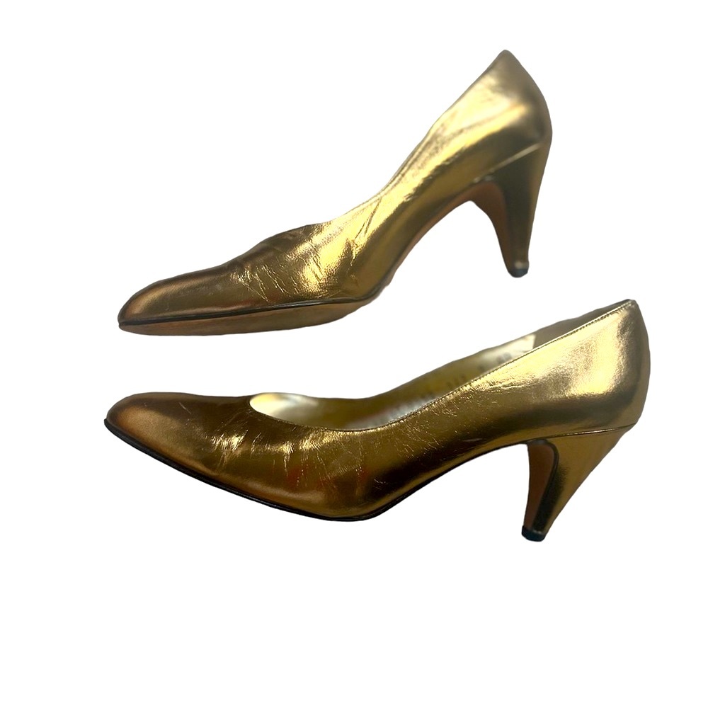 Salvatore Ferragamo leather heeled shoes